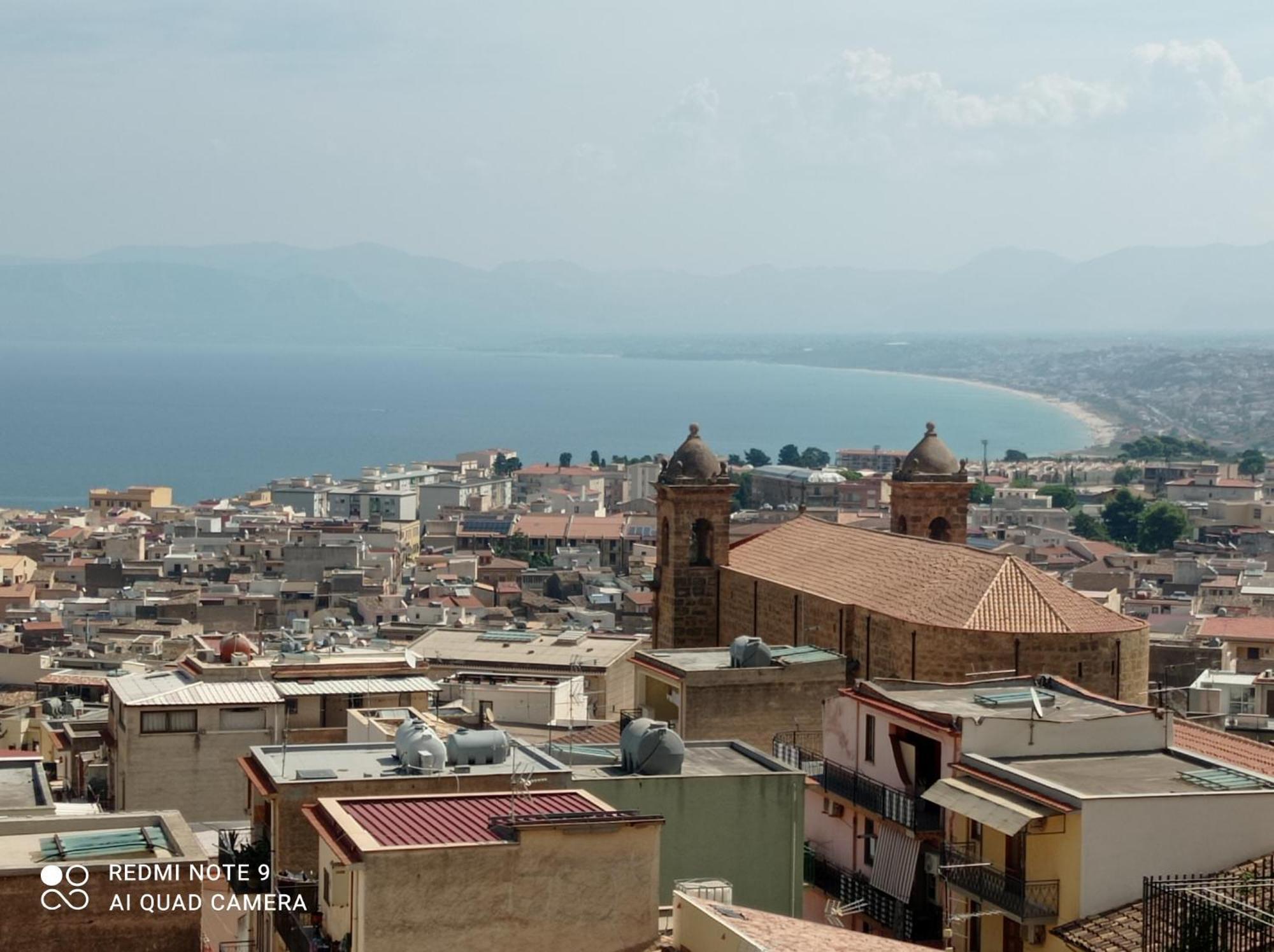 Golden House Lägenhet Castellammare del Golfo Exteriör bild